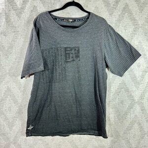 Tokyo Five grey striped graphic crewneck t-shirt size 2x